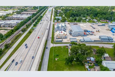 810 Benmar Drive, Houston, TX 77032 - Photo 7