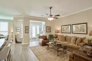 230 Connemara Dr, The Woodlands, TX 77382 - Photo 13