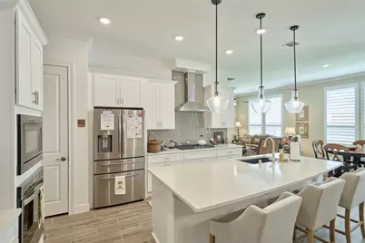 230 Connemara Drive, The Woodlands, TX 77382 - Photo 19