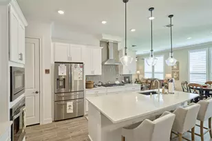 230 Connemara Dr, The Woodlands, TX 77382 - Photo 19