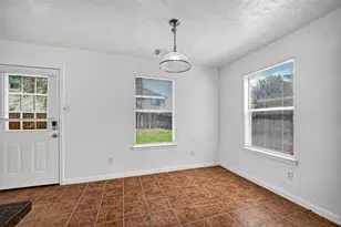 4403 Sprangletop Ave, Baytown, TX 77521 - Photo 11