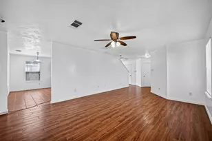 4403 Sprangletop Ave, Baytown, TX 77521 - Photo 5