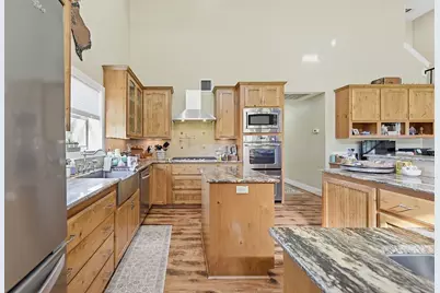 1213 County Road 273, Weimar, TX 78962 - Photo 5