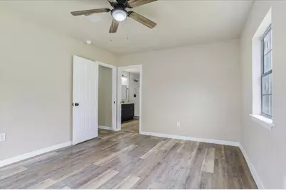 1120 17th Ave North, Texas City, TX 77590 - Photo 9