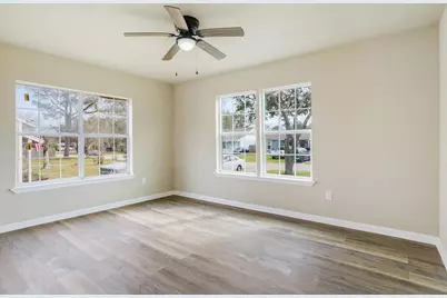 1120 17th Ave North, Texas City, TX 77590 - Photo 17