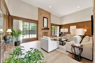16410 Glenshannon Dr, Houston, TX 77059 - Photo 3