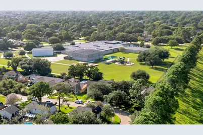 16410 Glenshannon Drive, Houston, TX 77059 - Photo 47