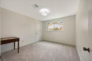 16410 Glenshannon Dr, Houston, TX 77059 - Photo 29