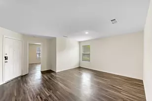 8210 Hanna St, Houston, TX 77028 - Photo 3
