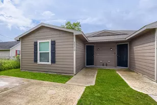 8210 Hanna St, Houston, TX 77028 - Photo 1
