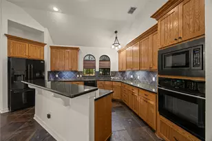 26150 Crown Ranch Blvd, Montgomery, TX 77316 - Photo 19