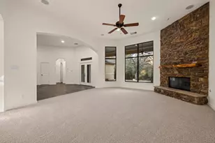 26150 Crown Ranch Blvd, Montgomery, TX 77316 - Photo 15