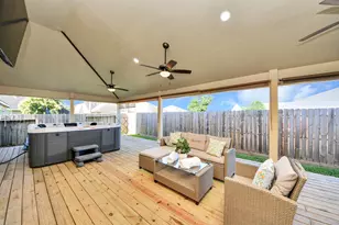 2015 Palmonari Dr, Houston, TX 77049 - Photo 37