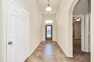 2015 Palmonari Dr, Houston, TX 77049 - Photo 9