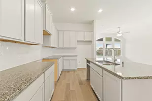 431 Fields Forest Ln, Dayton, TX 77535 - Photo 7