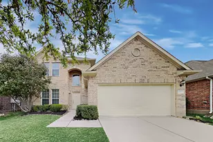2213 Oak Cir Dr N, Conroe, TX 77301 - Photo 1