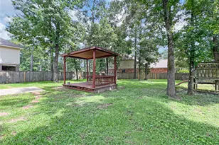 43 W Spindle Tree Cir, The Woodlands, TX 77382 - Photo 31