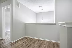 43 W Spindle Tree Cir, The Woodlands, TX 77382 - Photo 15