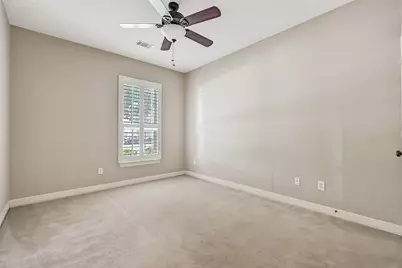 1813 Sandy Lake Drive, Friendswood, TX 77546 - Photo 23