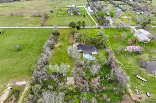 1916 Lundy Ln, Friendswood, TX 77546 - Photo 5