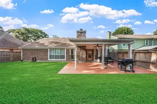 929 N Rivershire Dr, Conroe, TX 77304 - Photo 19