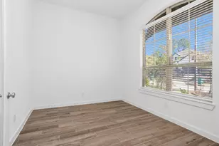 256 Sky Top Dr, Montgomery, TX 77316 - Photo 9