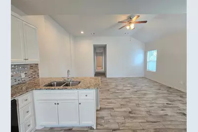4410 Larkspur Street #A, Houston, TX 77051 - Photo 5