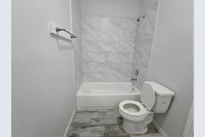 4410 Larkspur Street #A, Houston, TX 77051 - Photo 9