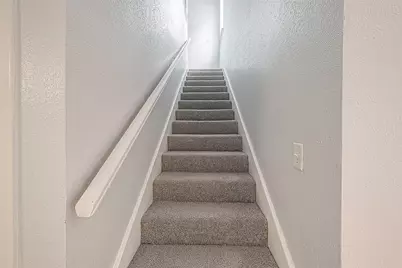 9809 Richmond Avenue #C8, Houston, TX 77042 - Photo 21