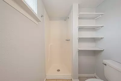 9809 Richmond Avenue #C8, Houston, TX 77042 - Photo 35