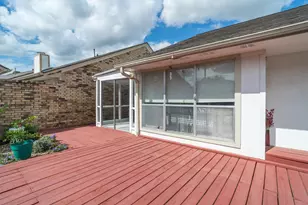 1719 Sullins Way, Houston, TX 77058 - Photo 23