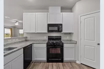 5339 Cj Walker Lane, Houston, TX 77048 - Photo 7