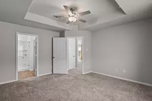 5339 CJ Walker Ln, Houston, TX 77048 - Photo 9