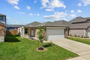 5339 CJ Walker Ln, Houston, TX 77048 - Photo 1