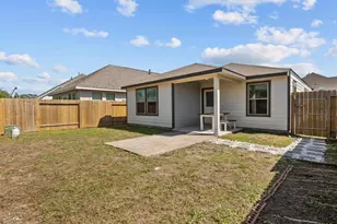 5339 CJ Walker Ln, Houston, TX 77048 - Photo 15
