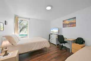 4627 Wild Indigo St, Houston, TX 77027 - Photo 15