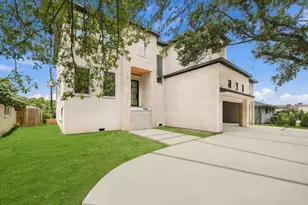9710 Chimney Rock Rd, Houston, TX 77096 - Photo 3