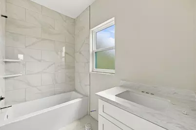 9710 Chimney Rock Road, Houston, TX 77096 - Photo 33