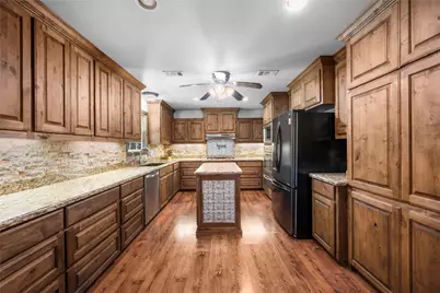 7781 County Road 227, Bedias, TX 77831 - Photo 17