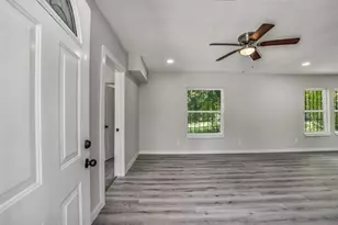 1912 Gentry St, Houston, TX 77009 - Photo 23