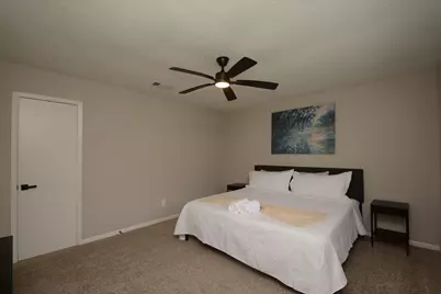406 Christina Lane, Friendswood, TX 77546 - Photo 9