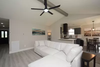 406 Christina Lane, Friendswood, TX 77546 - Photo 13