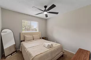 406 Christina Ln, Friendswood, TX 77546 - Photo 13