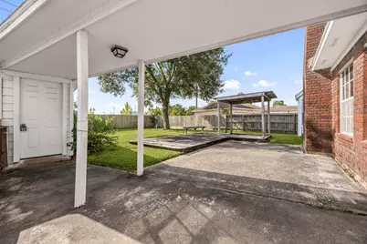 2207 Heather Green Drive, Houston, TX 77062 - Photo 21