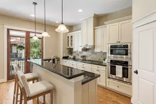 427 Jackson Hill St, Houston, TX 77007 - Photo 13