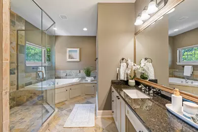 427 Jackson Hill Street, Houston, TX 77007 - Photo 25