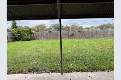 216 Schilling Street, Baytown, TX 77520 - Photo 15