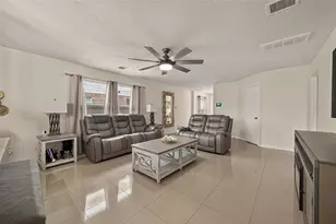 10931 View Pointe Ln, Houston, TX 77034 - Photo 5