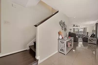 10931 View Pointe Lane, Houston, TX 77034 - Photo 3