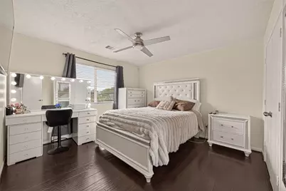 10931 View Pointe Lane, Houston, TX 77034 - Photo 11